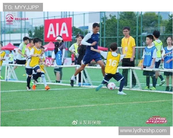 深圳足球青训新模式探索助力青少年成长与职业发展之路 深圳足球青训新模式探索助力青少年成长与职业发展之路